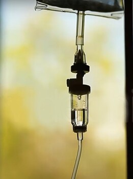 Этапы лечения от амфетаминовой зависимости Капельница с медикаментом